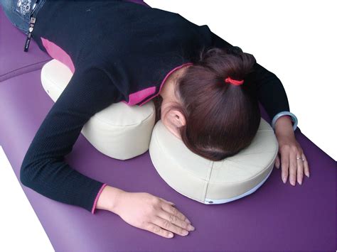 China Massage Pillow for Massage Bed Photos & Pictures - Made-in-china.com