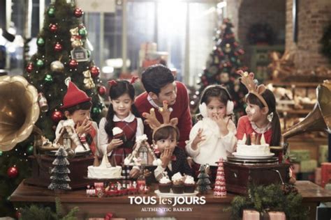 Kim Soo Hyun Is Ready For Christmas With Tous Les Jours Kim Soohyun