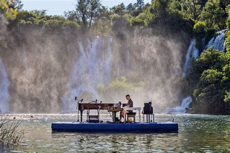 Zvjezdan Ružić i njegov Pianotron ponovno zasjali na plutajućoj