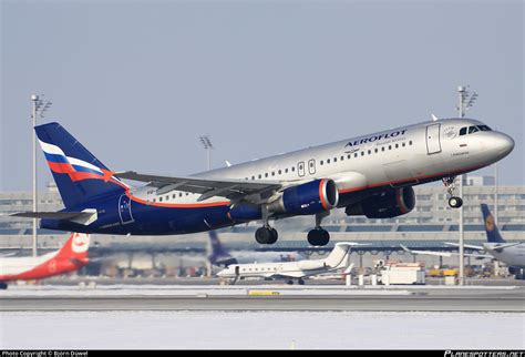 VQ BEJ Aeroflot Russian Airlines Airbus A320 214 Photo by BjörnD ID