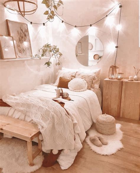 𝐼𝑛𝑠𝑡𝑎 𝑎𝑙𝑖𝑣𝑖𝑎._𝑠𝑛𝑦𝑑𝑒𝑟 in 2020 | Room ideas bedroom, Aesthetic bedroom ...