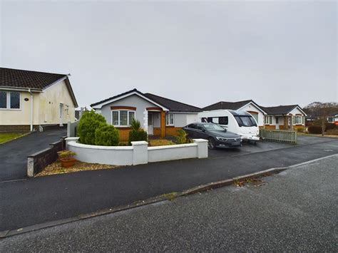 Gilfach Y Gog Penygroes Llanelli 3 Bed Detached Bungalow £259950