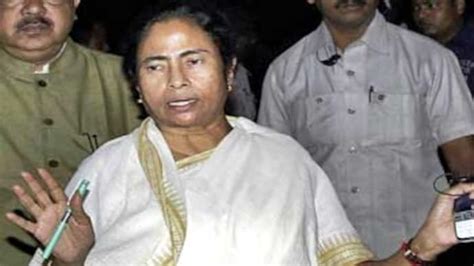 Mamata Banerjees Mother Passes Away India Today