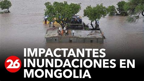 Cientos De Personas Huyen De Sus Hogares Por Las Inundaciones En