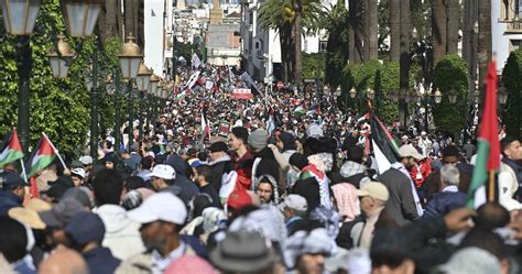 Des Milliers De Marocains Marchent En Soutien Aux Palestiniens De Gaza