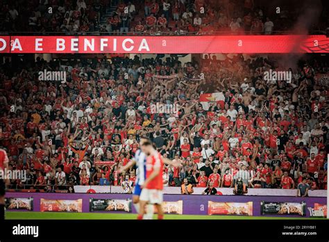 Fans Lors Du Match De Liga Portugal BetClic 23 24 Entre Le SL Benfica