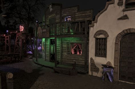 Halloween Facade Ghost Town Saloon