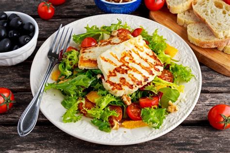 Halloumi Salad SpiceBreeze