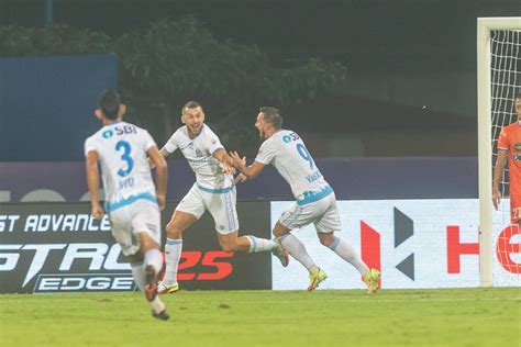 Isl Nerijus Valskis Jordan Murray Score As Jamshedpur Fc Beat