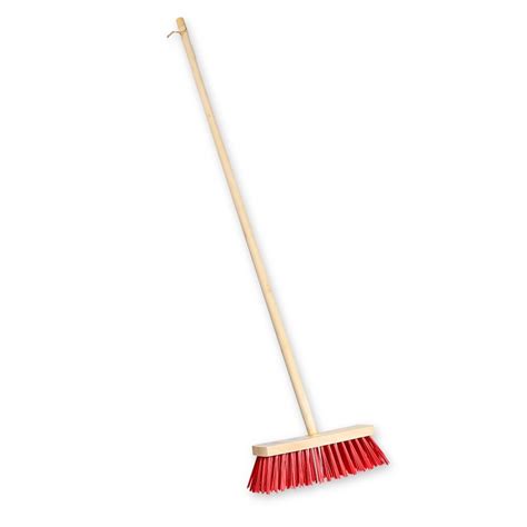 WOODEN HANDLE BROOM Poundstretcher