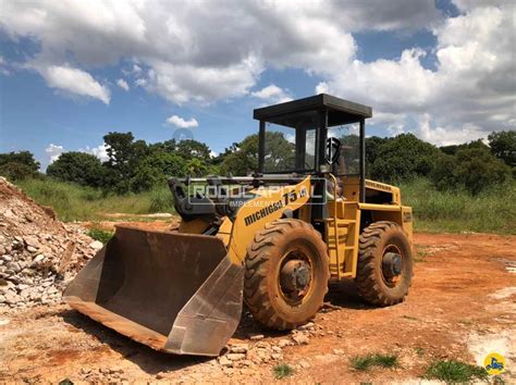 Pa carregadeira usado à venda