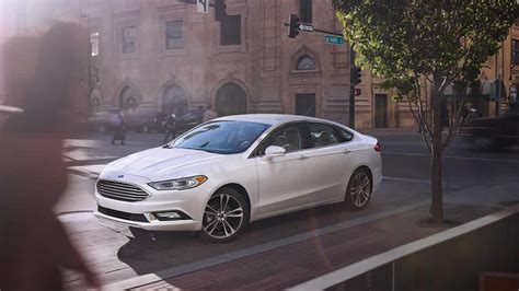 Ford Fusion Hybrid S