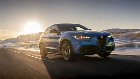 Alfa Romeo Stelvio Specifications Dimensions Carwow