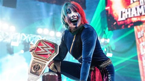 Asuka Dethrones Bianca Belair As Raw Womens Championship At Wwe Night