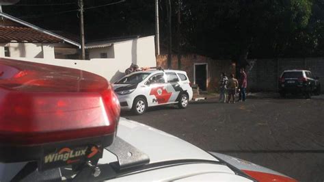 Corpo de homem é encontrado carbonizado em casa no Santa Luzia