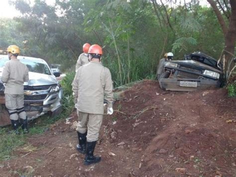 Motorista Sem Cinto De Seguran A Morre Ao Ser Arremessado De Ve Culo