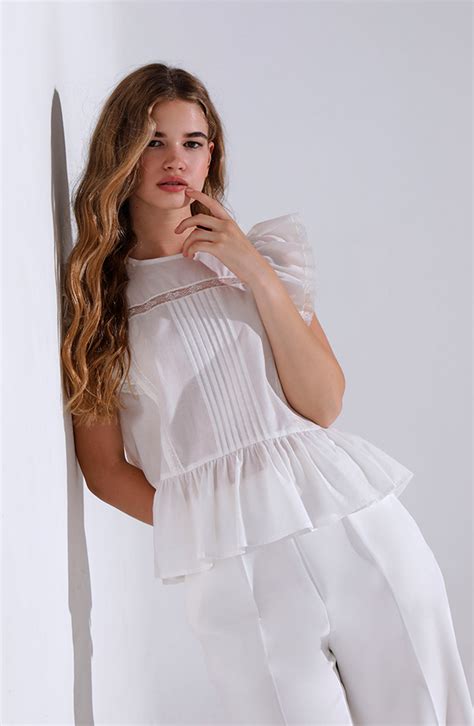 Las Blusas Blancas Rom Nticas No Fallan Esta Primavera Stylelovely