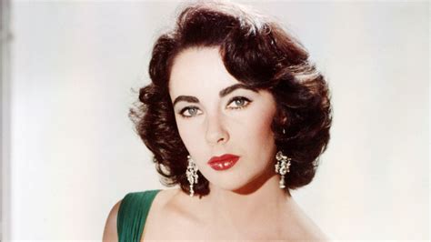 Elizabeth Taylor Lived An Extremely Lavish Life