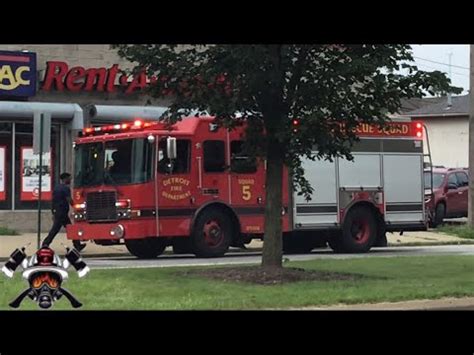 Detroit Fire Department Squad 5 Responding Arriving PRIORITY 1 MEDICAL