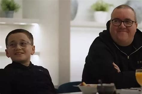 Stephen Bunting Says Unbelievable As 180 Hitting Son Snubs Him As