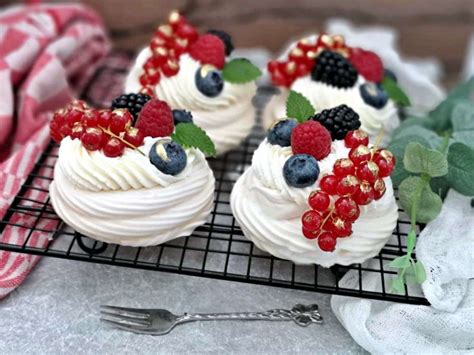 Mini Pavlova Con Crema Y Fruta Rompecabezas En L Nea