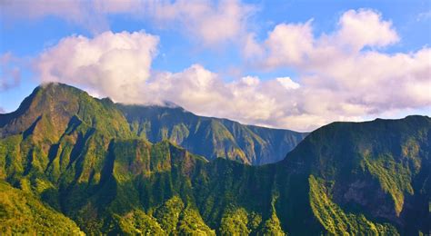 The 9 Best Hawaii Mountains - Next Vacay