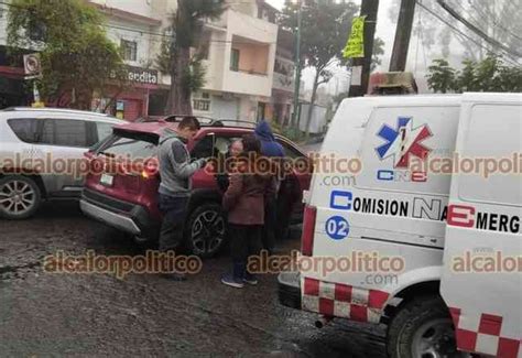 Chocan Camionetas En Xalapa Galer A Alcalorpolitico