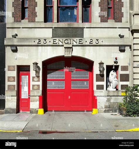 Fire Station Manhattan New York America Usa Stock Photo Alamy