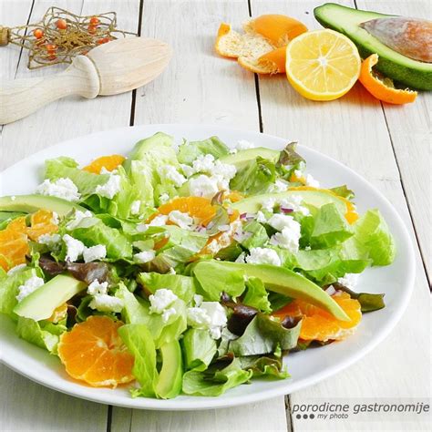 Salata Od Avokada I Mandarina Porodi Ne Gastronomije Fresh Salad