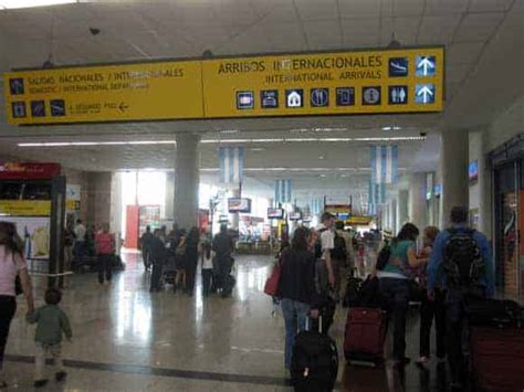 What's the Guayaquil Airport Like? | Storyteller Travel