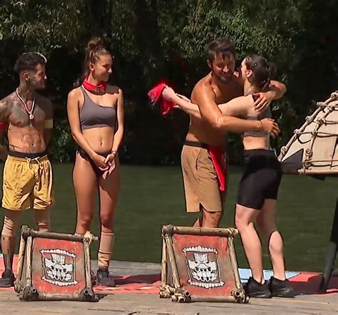 Faimoasa Ana Pal A Fost Descalificat De La Survivor Dup Ce I A Dat