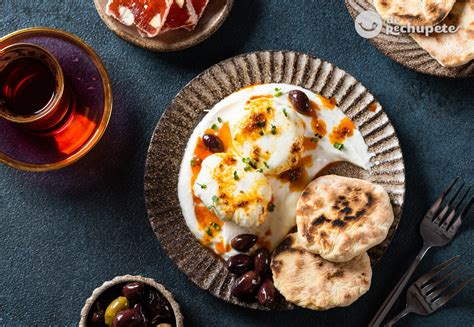 Huevos Turcos O Ilbir Receta Del Desayuno Turco Paso A Paso De