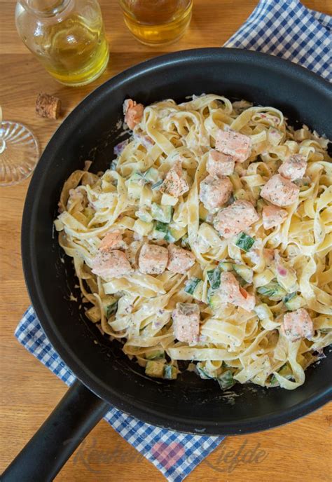 Tagliatelle Met Zalm Courgette En Roomsaus Artofit