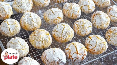 Amaretti Biscuits | Recipe | Amaretti biscuits, Amaretti cookies ...