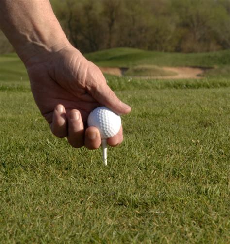 Golf Tee Height: Should I I Tee The Ball Low or High? - JRPGA