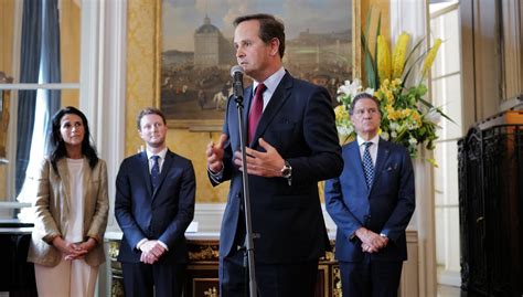 Comemora O Do Dia De Portugal Na Embaixada De Paris Juntou Governantes