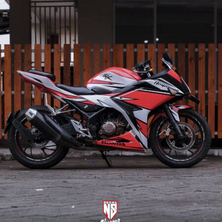 Striping Motor Honda Cbr R All New Hayabusa Merah Modifikasi Stiker