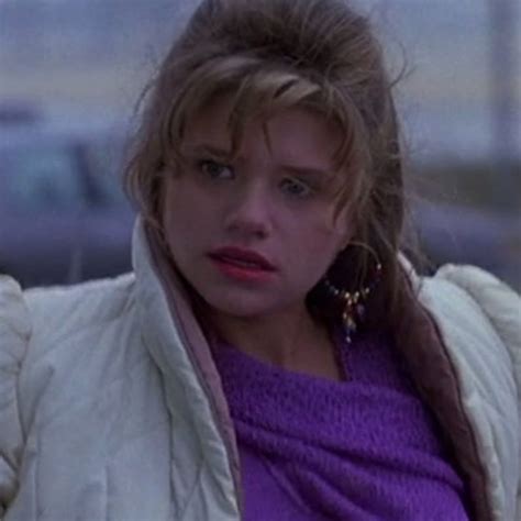 Ari Meyers's Instagram, Twitter & Facebook on IDCrawl