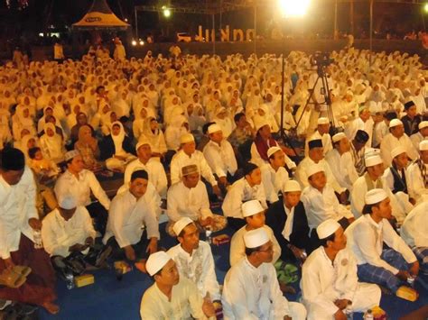 Dunia Pesantren Pondok Pesantren Zainul Hasan Genggong