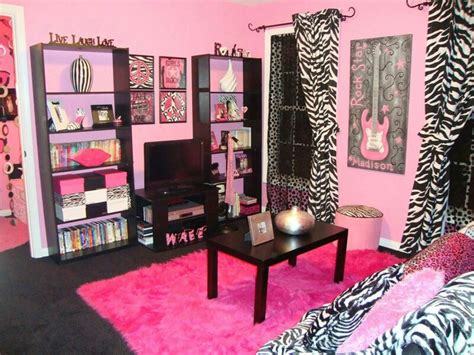 I Wish I Had This Bedroom Zebra Room Zebra Bedroom Girl Room