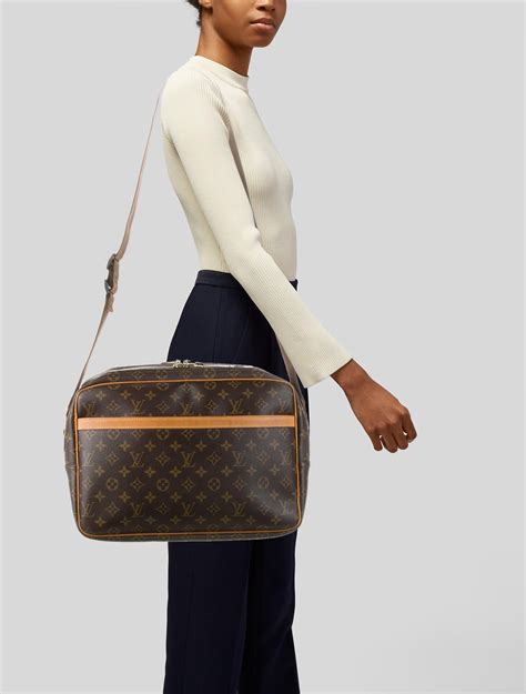 Louis Vuitton Monogram Reporter GM Brown Crossbody Bags Handbags