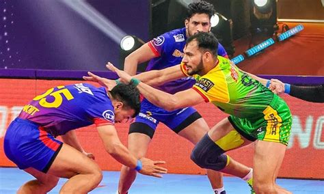 Pro Kabaddi League Patna Pirates Qualify For Semi Finals After