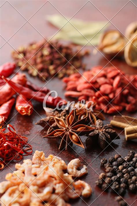 Chinese food spices and Chinese ingredients - Photos by Canva