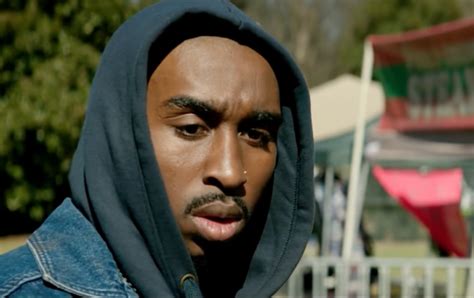 ‘All Eyez on Me’ Review: Tupac Shakur’s Off-Key and Uninspired Biopic ...