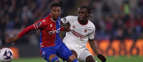 Galatasarays €10 Million Bid Rejected For Aaron Wan Bissaka But Talks