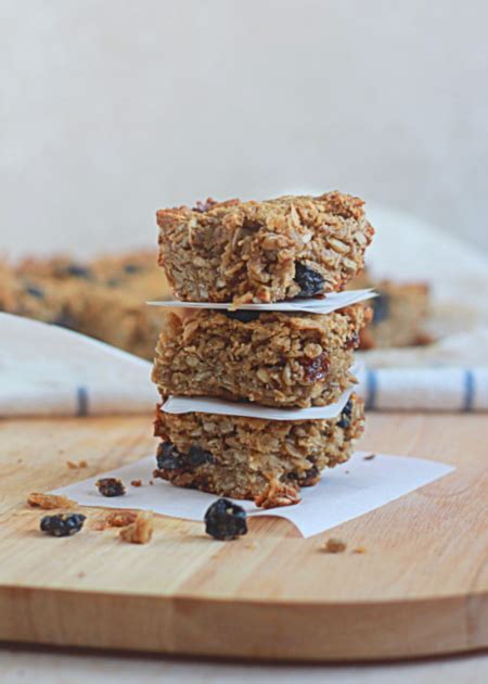 Chewy Blueberry Sunflower Seed Granola Bars