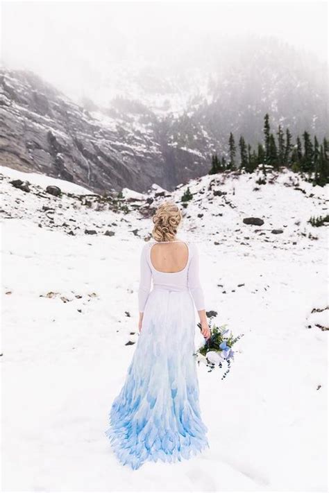 43 Gorgeous Dip Dye Wedding Dresses To Get Inspired Weddingomania