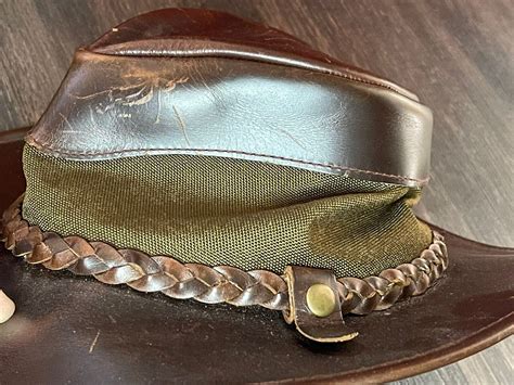 Vintage Henschel Hat Co Aussie Waxed Brown Leather O Gem