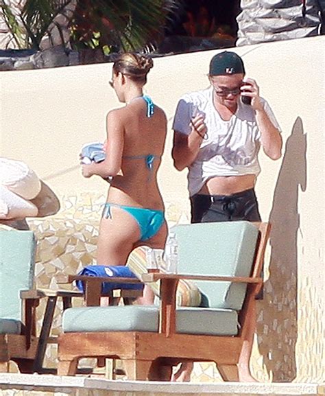 Leo And Bar Refaeli Hit The Beach During A Vacation In Mexico In