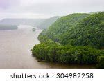 Hiking Trail at Effigy Mounds, Iowa image - Free stock photo - Public ...